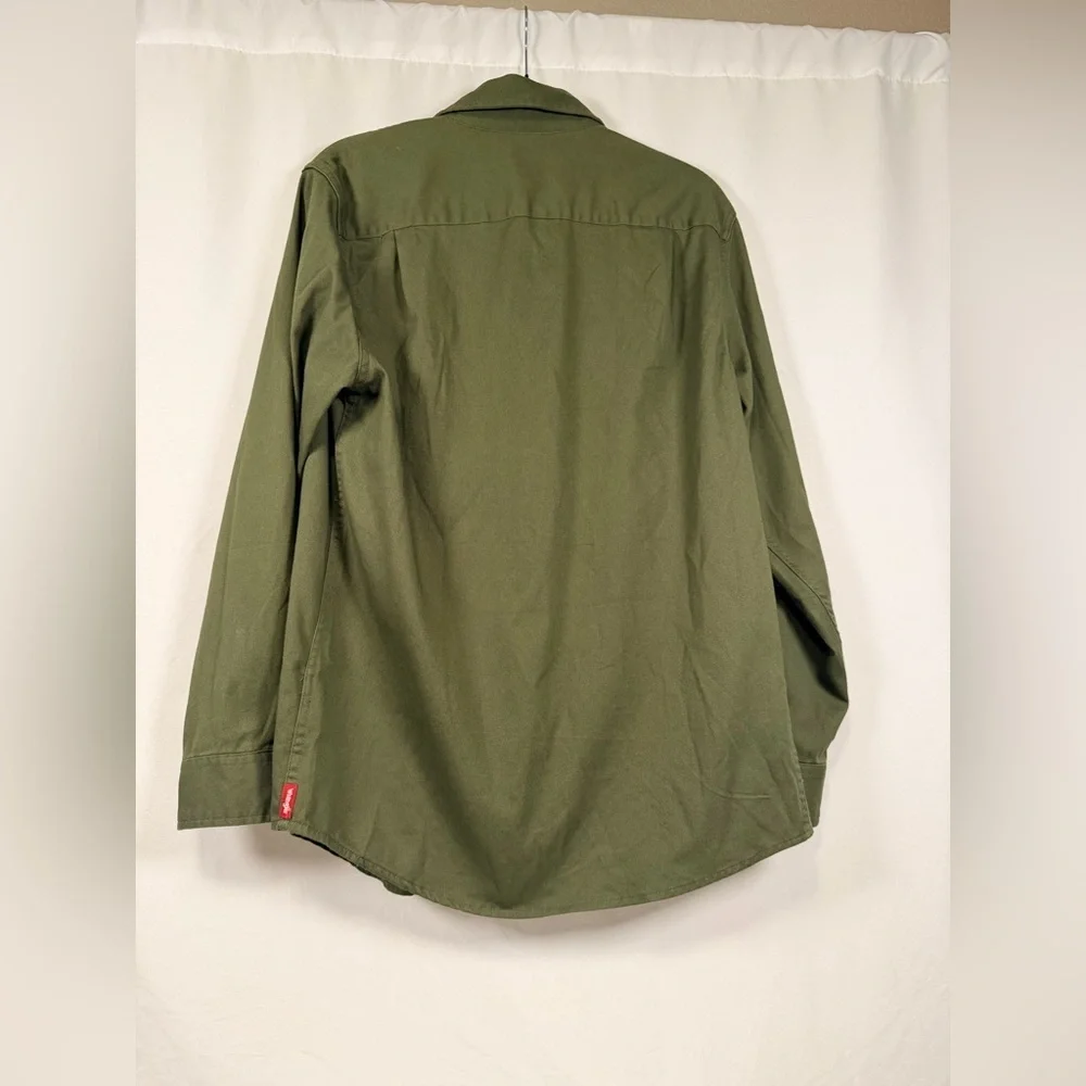 Men’s Wrangler Olive Green Long Sleeve Button-Up Shirt Size Small - Picture 2 of 6